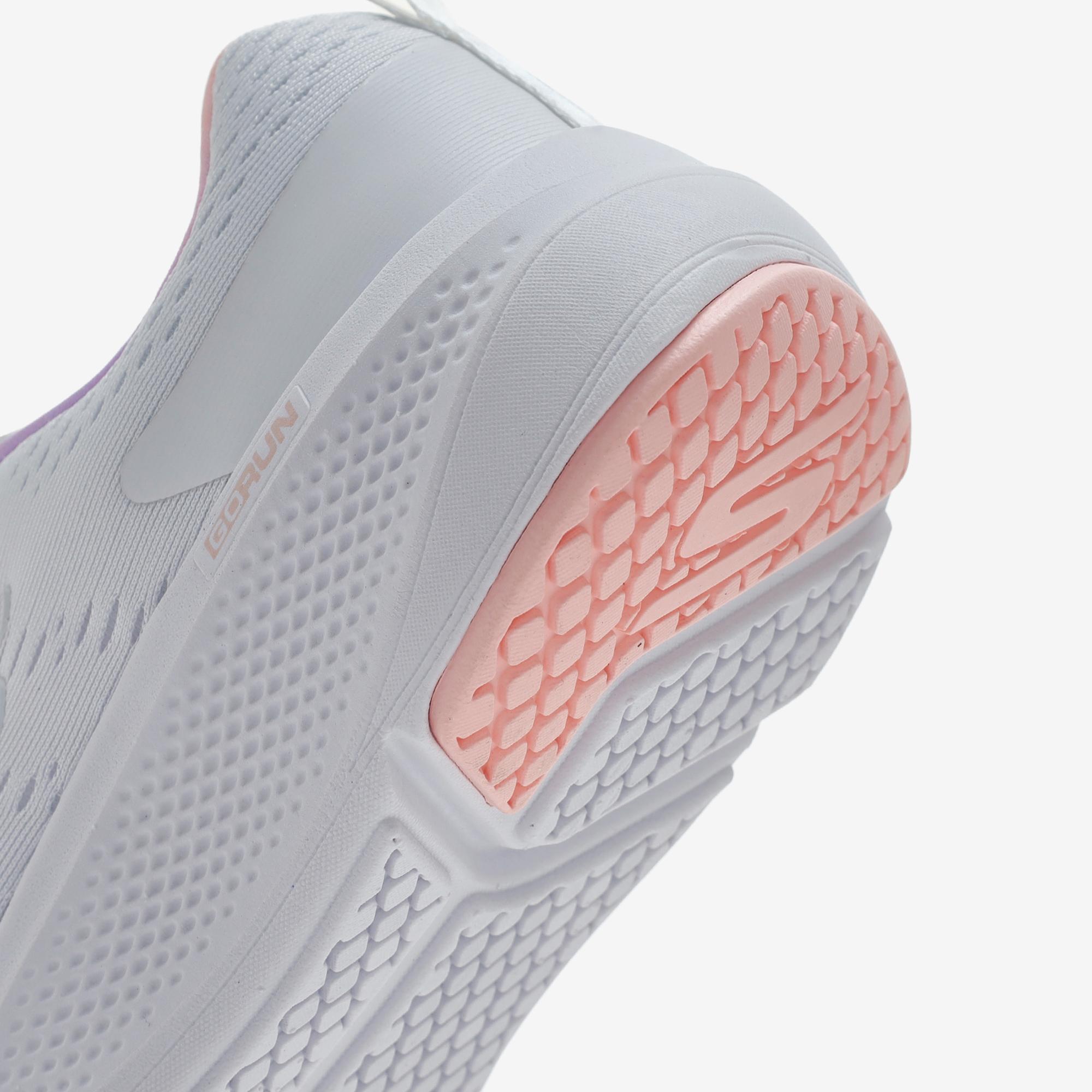 Skechers Go Run Elevate Double Time Kadın Beyaz Koşu Ayakkabısı