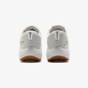  Skechers Go Run Max Road 6 Kadın Beyaz Koşu Ayakkabısı