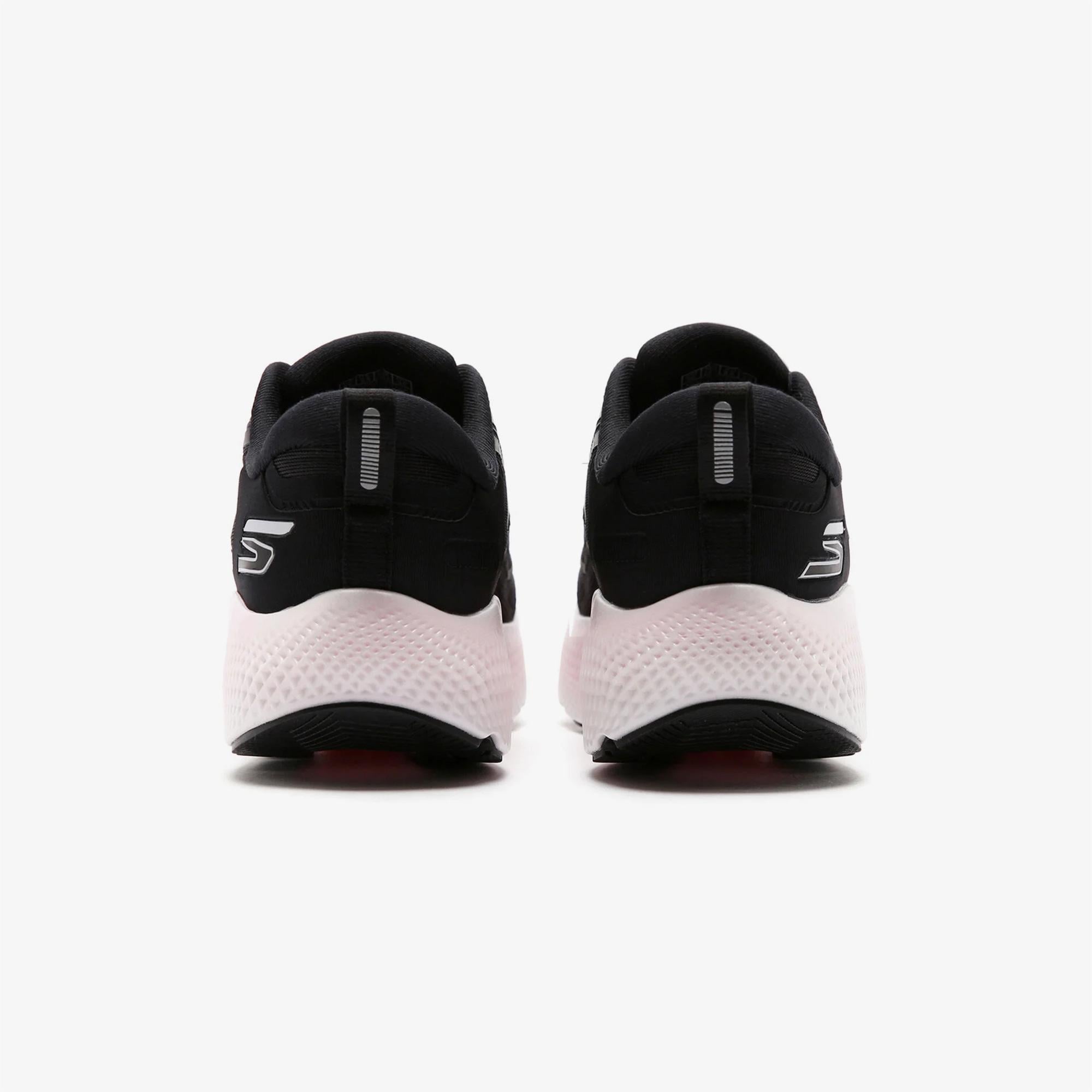 Skechers Go Run Max Road 6 Kadın Siyah Koşu Ayakkabısı
