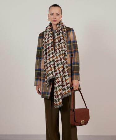  Düğme Detaylı Palto