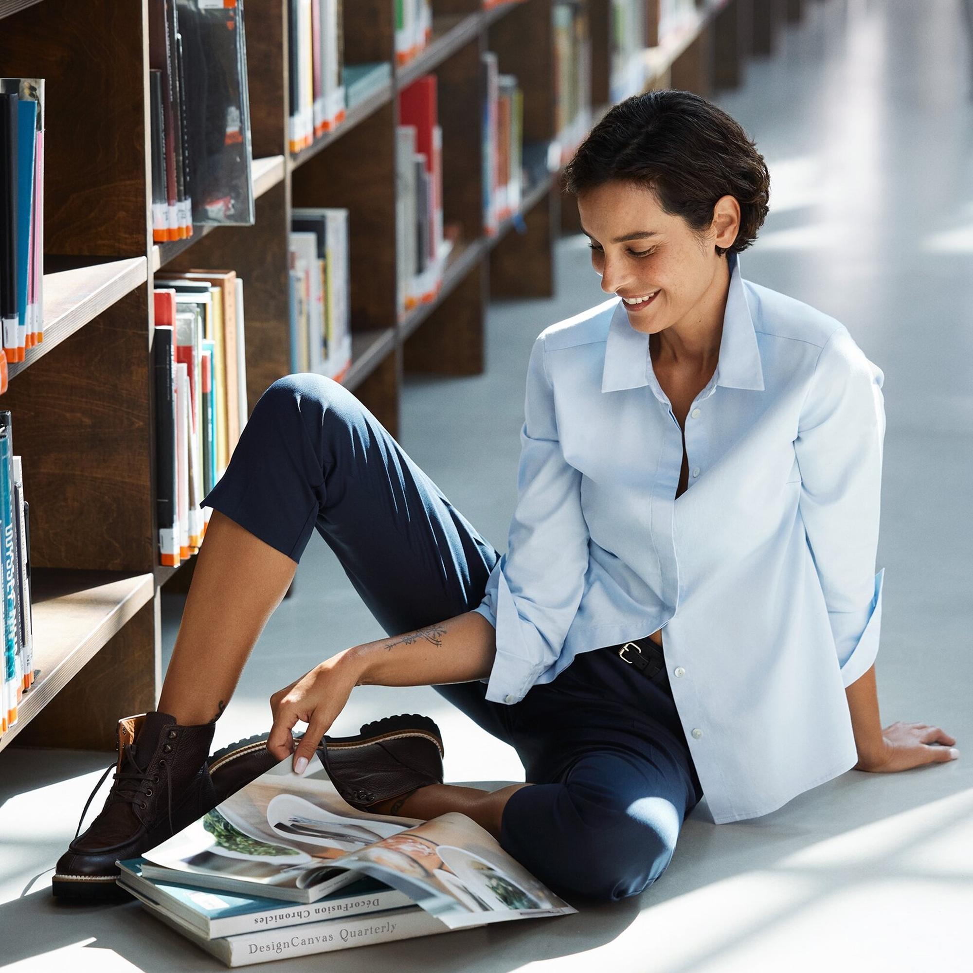 Yaka Detaylı Gömlek