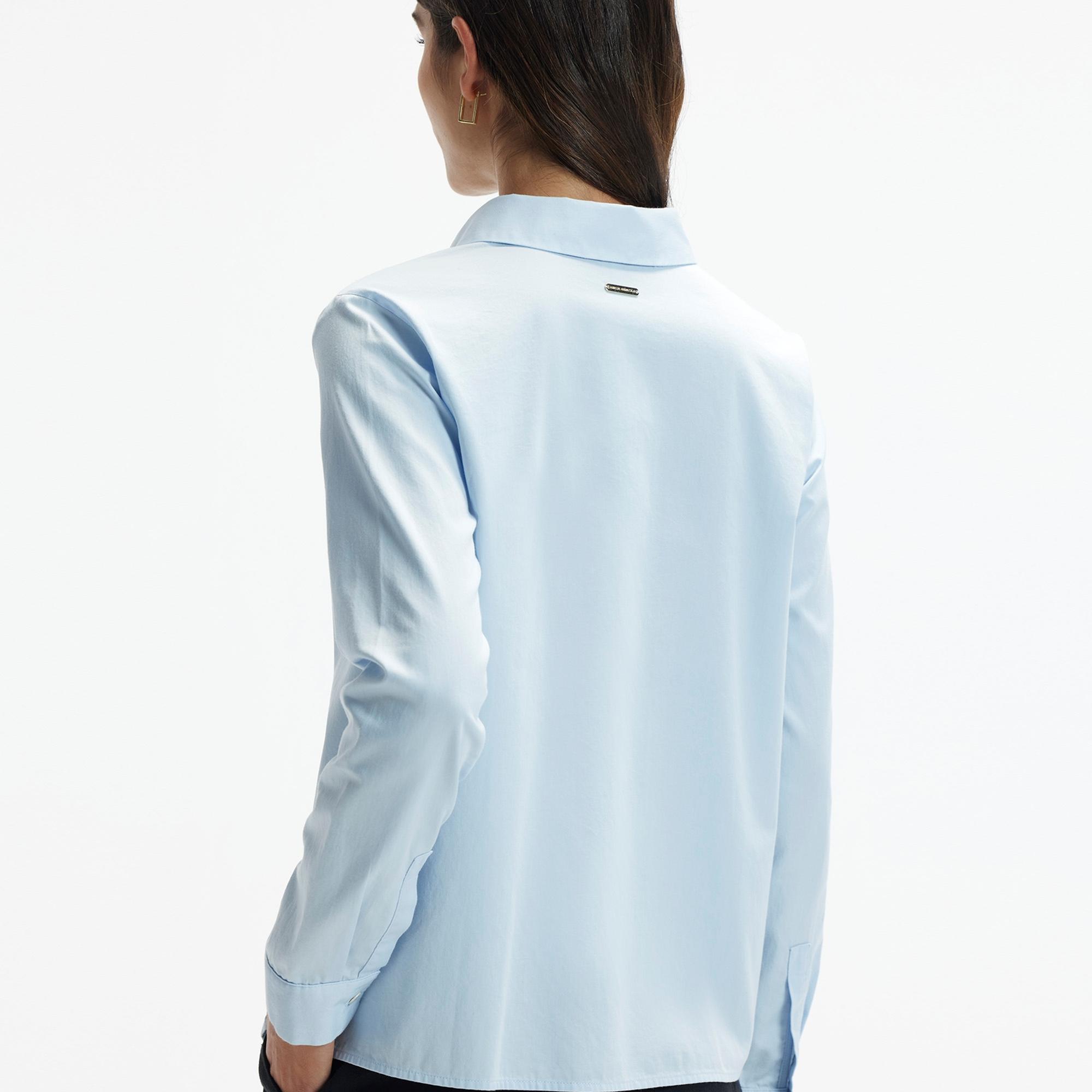 Yaka Detaylı Gömlek