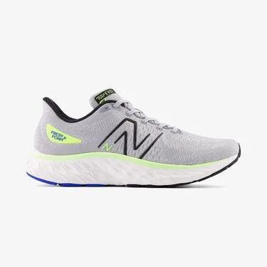  New Balance Evoz Erkek Gri Koşu Ayakkabısı