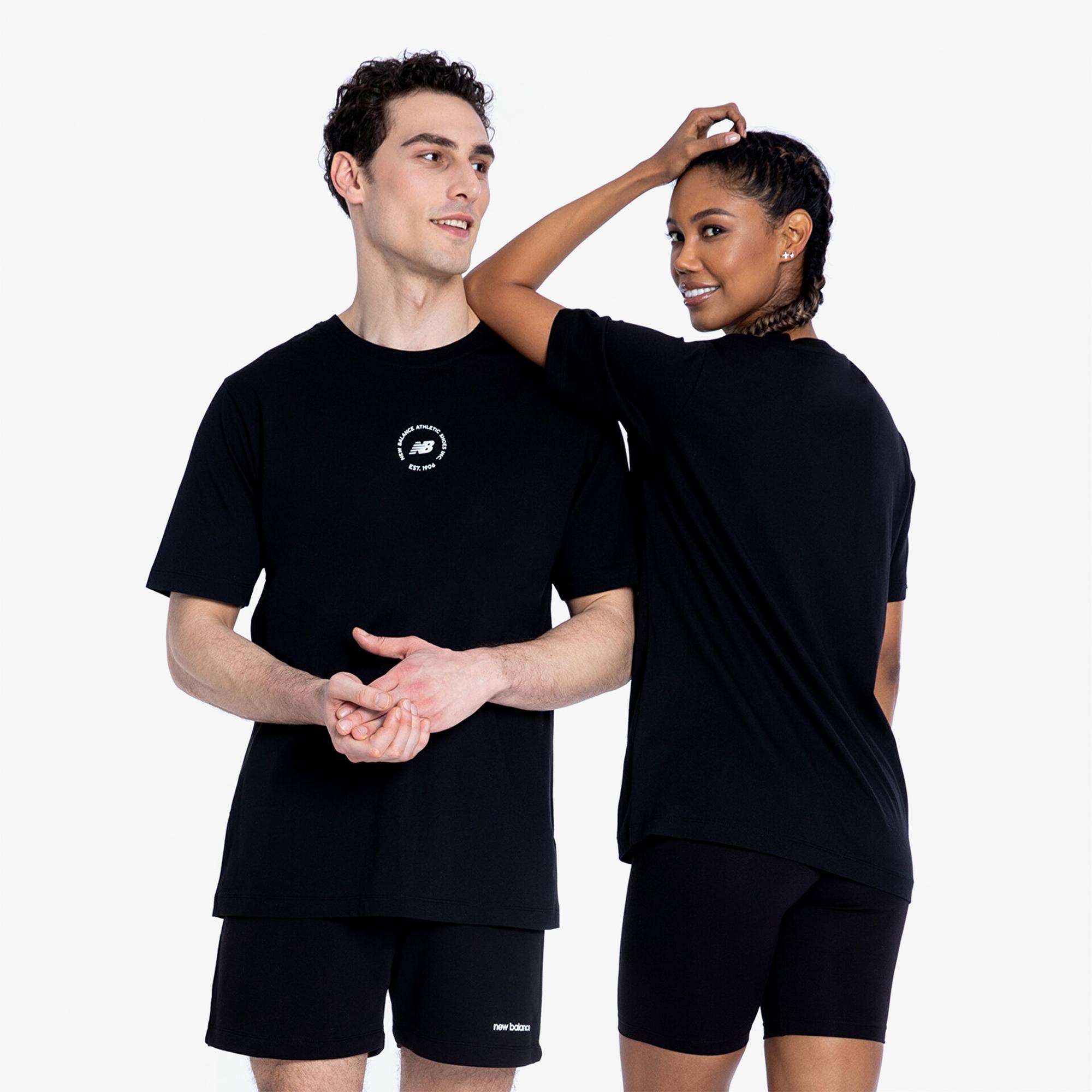 New Balance Unisex Siyah Günlük T-Shirt