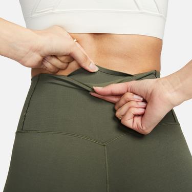  Nike Dri-Fit Zenvy High Rise 20 cm Kadın Haki Bisiklet Şortu