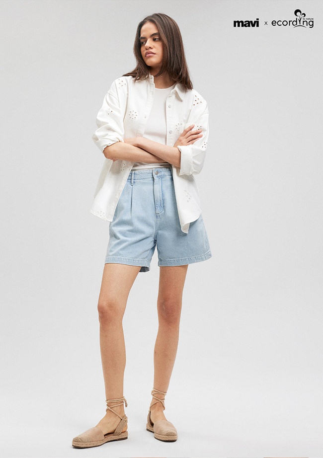  Mavi Mandy Akdeniz Açık Mavi Jean Şort 1410121-87997