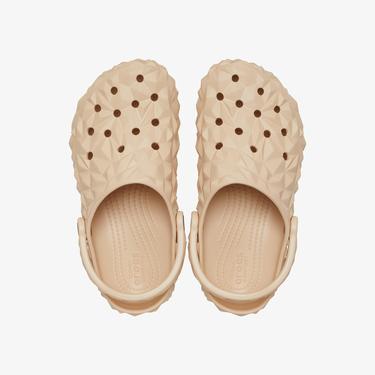  Crocs Classic Geometric Clog Kadın Krem Terlik