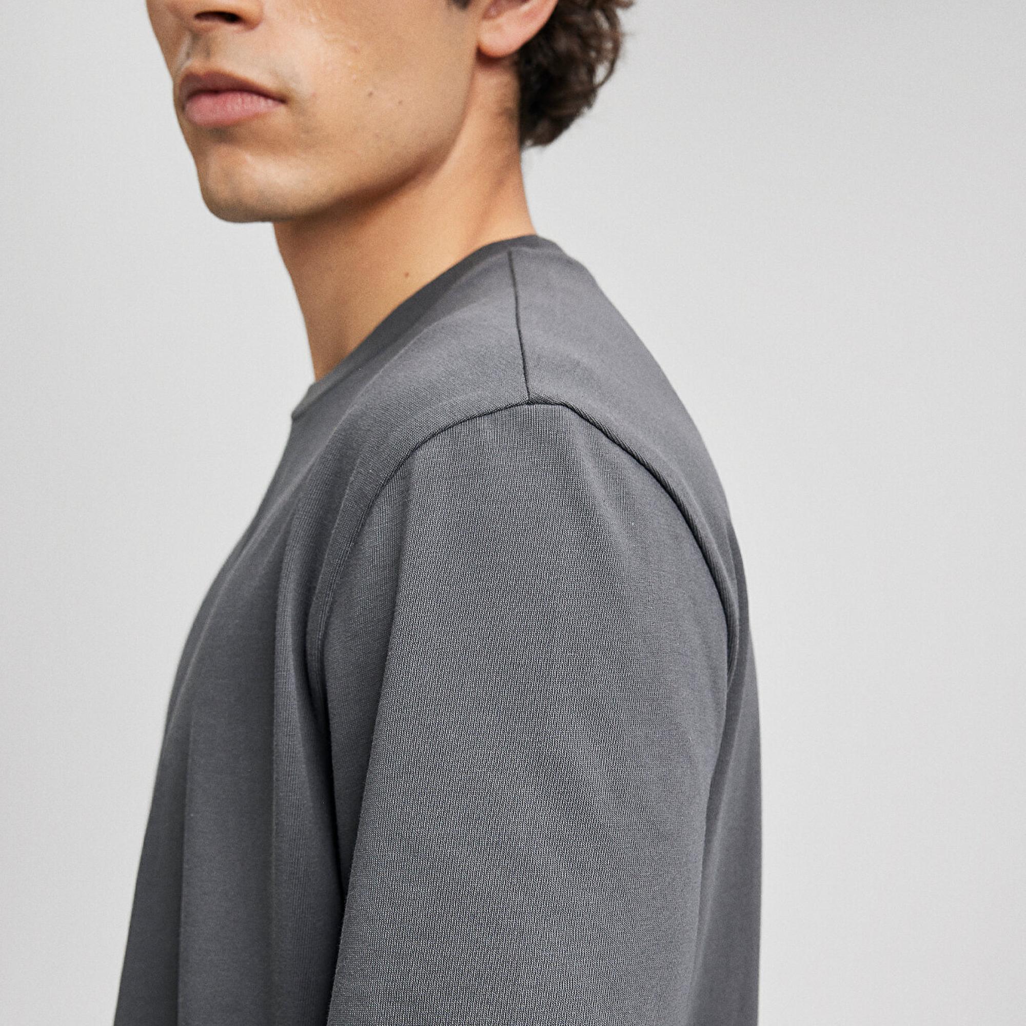 Mavi Logo Detay Kollu Gri Basic Tişört Loose Fit / Bol Rahat Kesim 0611924-70092