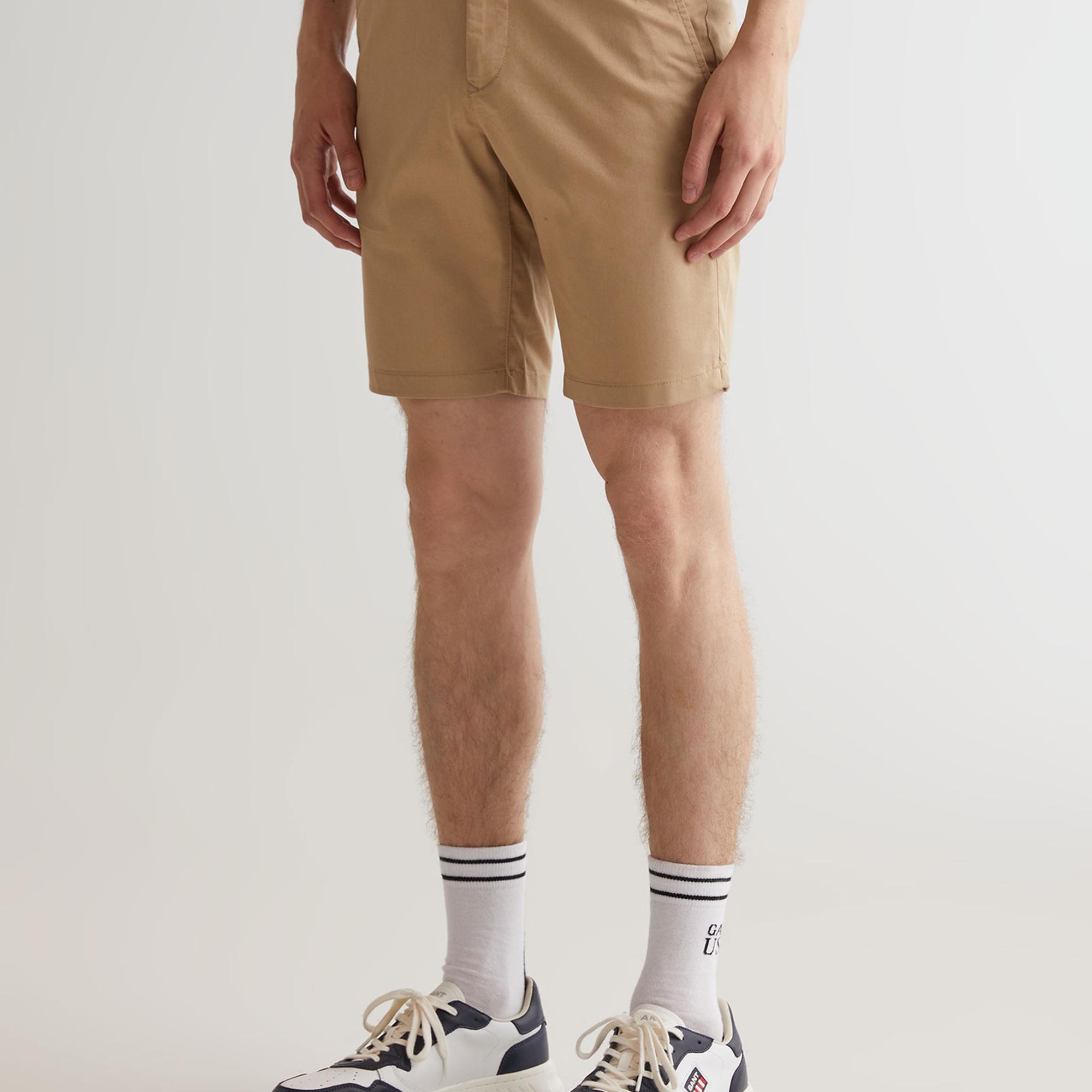 GANT Erkek Bej Slim Fit Şort