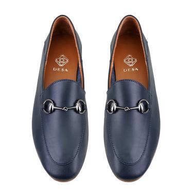  Kadın Lacivert Toka Aksesuarlı Deri Babet