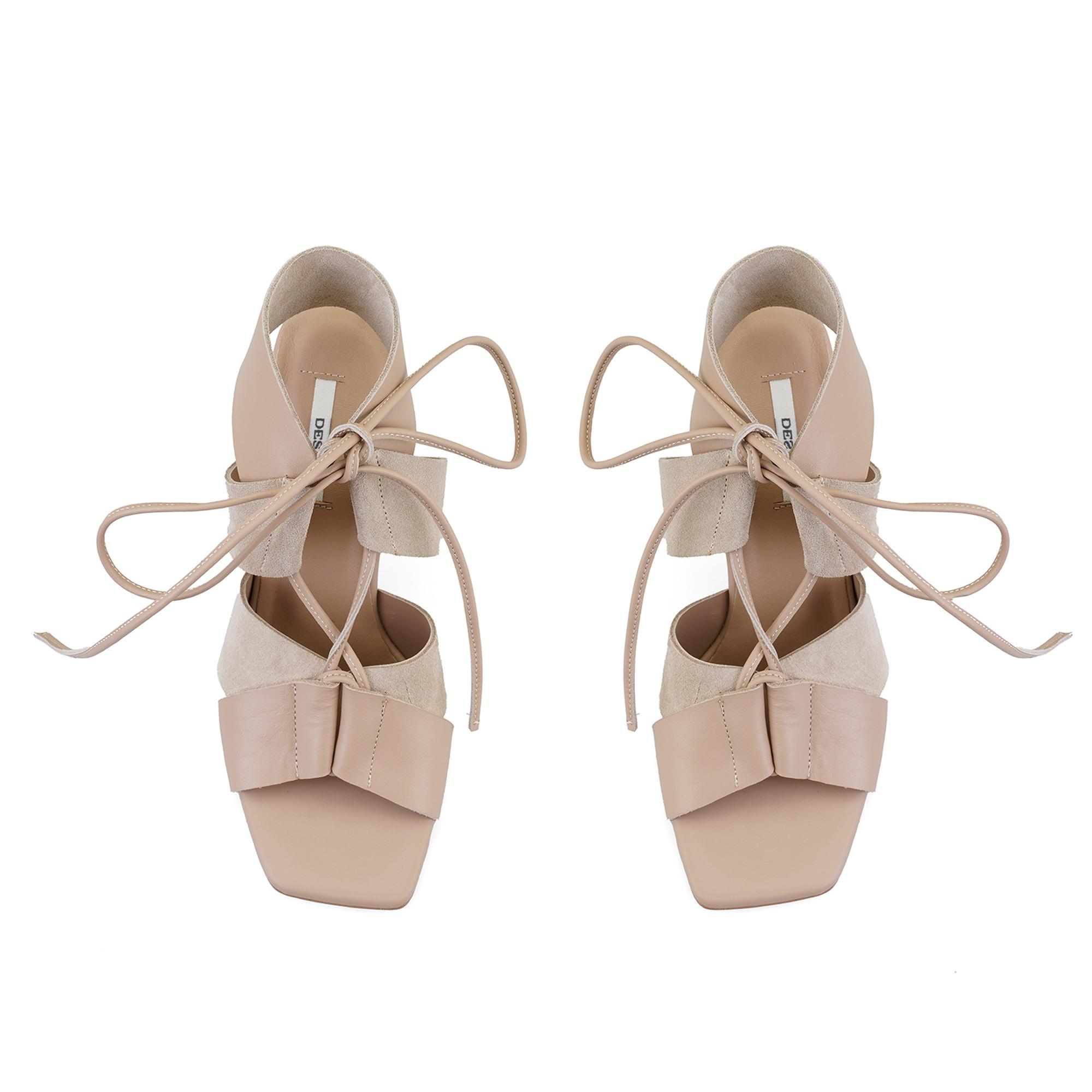 Kadın Bej Topuklu Deri Sandalet