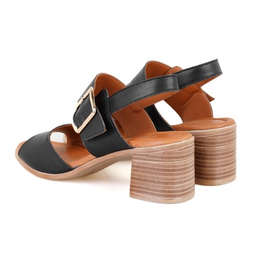  Kadın Siyah Ayarlanabilir Tokalı Topuklu Deri Sandalet