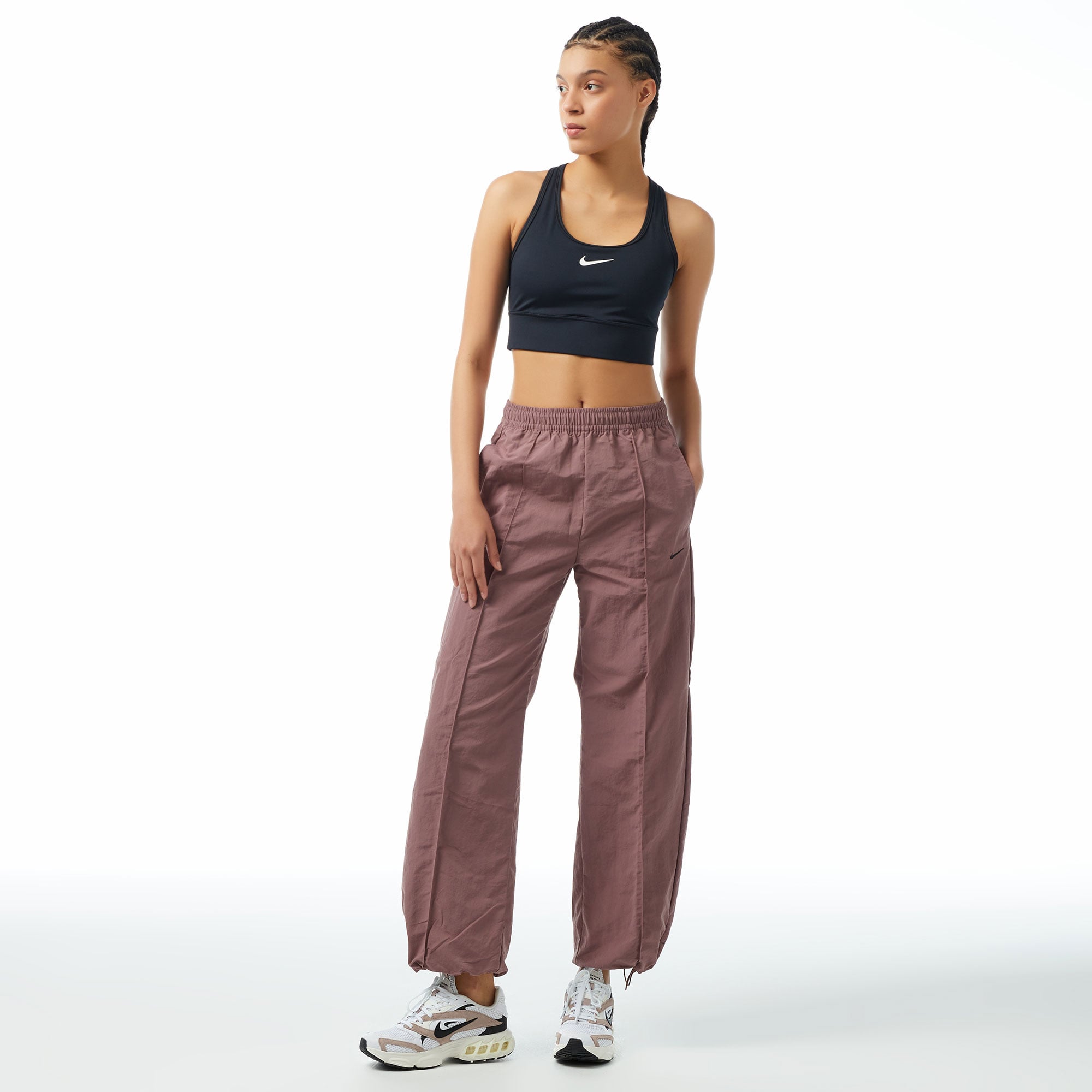  Nike Sportswear Everything Wovens Kadın Pembe Eşofman Altı