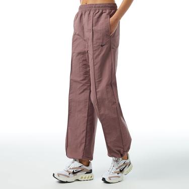  Nike Sportswear Everything Wovens Kadın Pembe Eşofman Altı