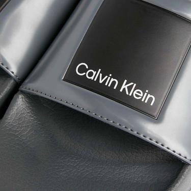  Calvin Klein Iconic Plaque Hf Erkek Gri Terlik
