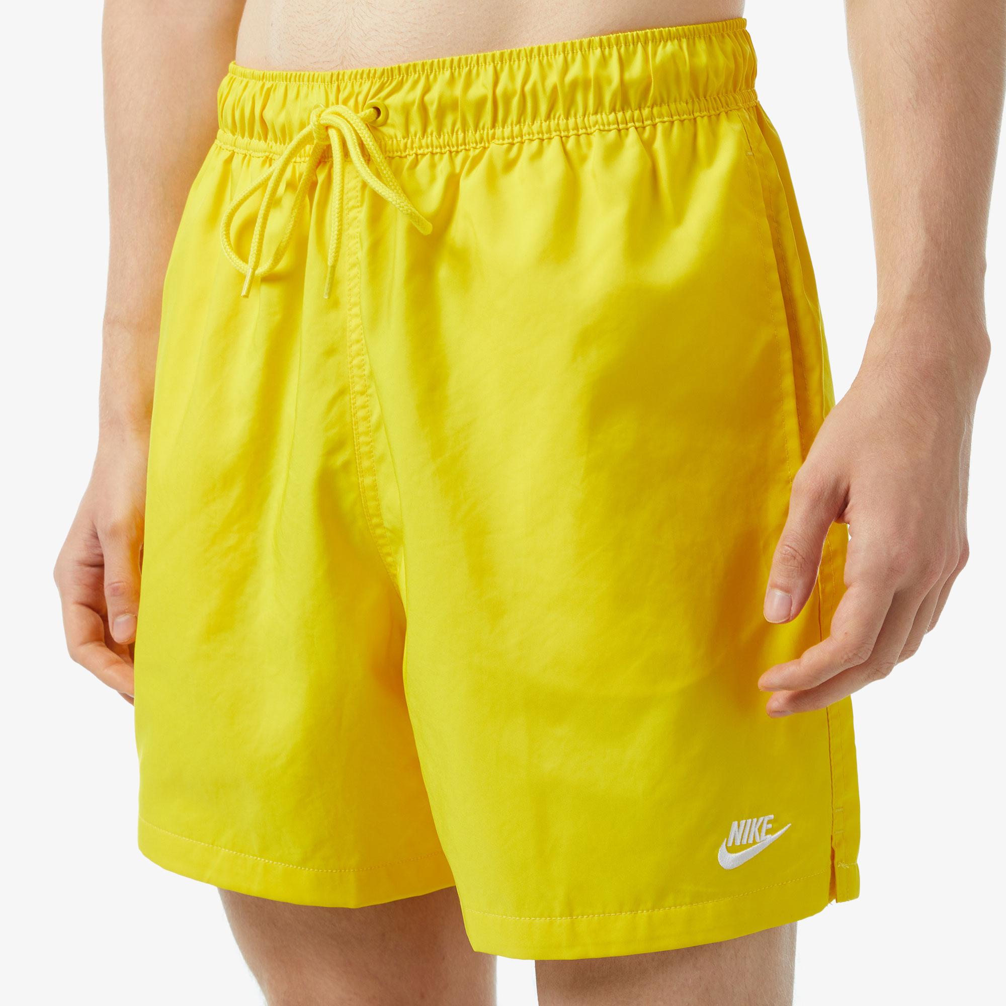 Nike Club Flow Erkek Sarı Şort