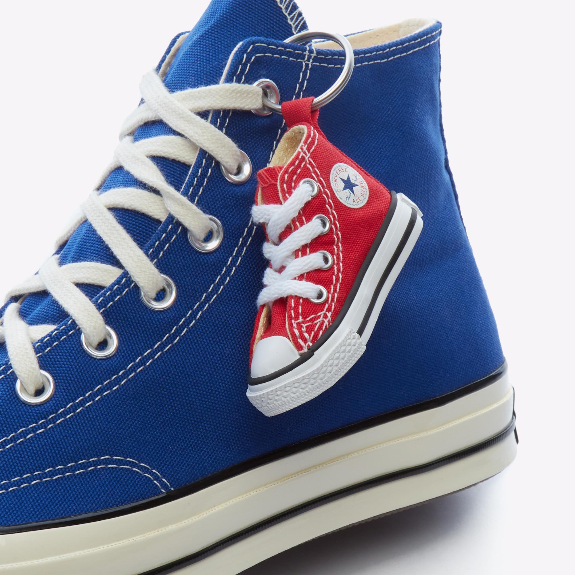 Converse Chuck Taylor Kırmızı Anahtarlık