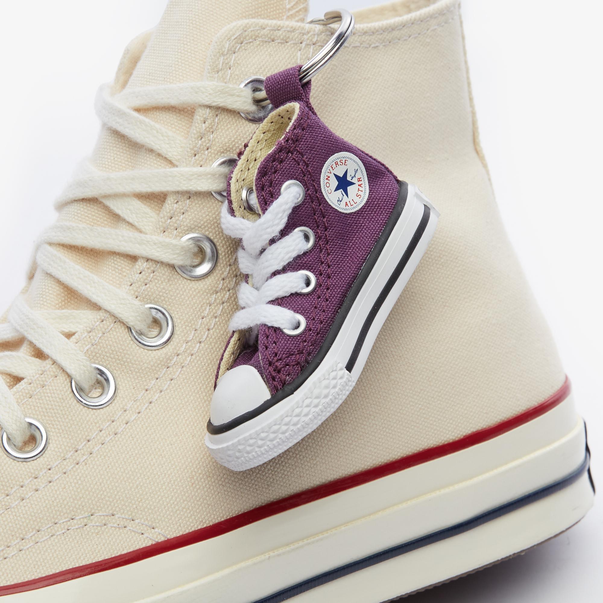 Converse Unisex Mor Anahtarlık