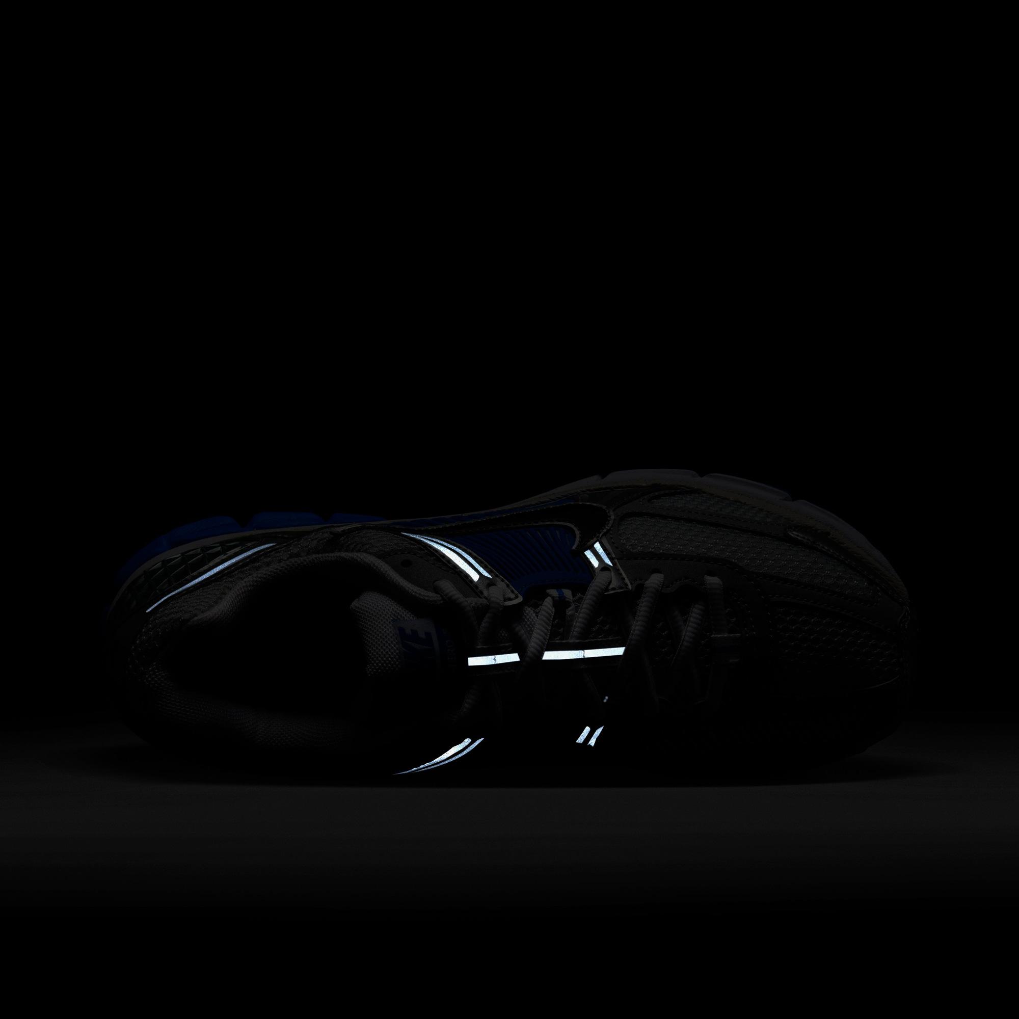 Nike Zoom Vomero 5 Erkek Beyaz Spor Ayakkabı