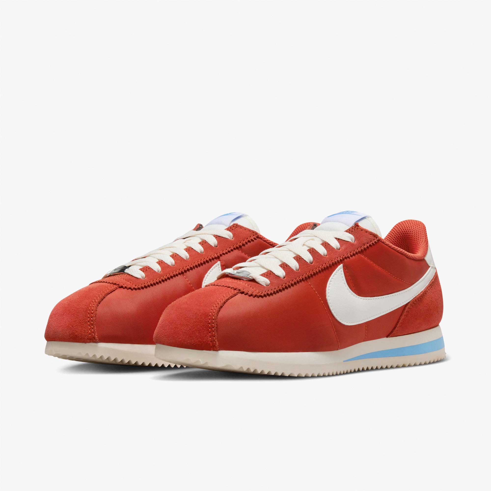 Nike Cortez Kadın Kırmızı Spor Ayakkabı
