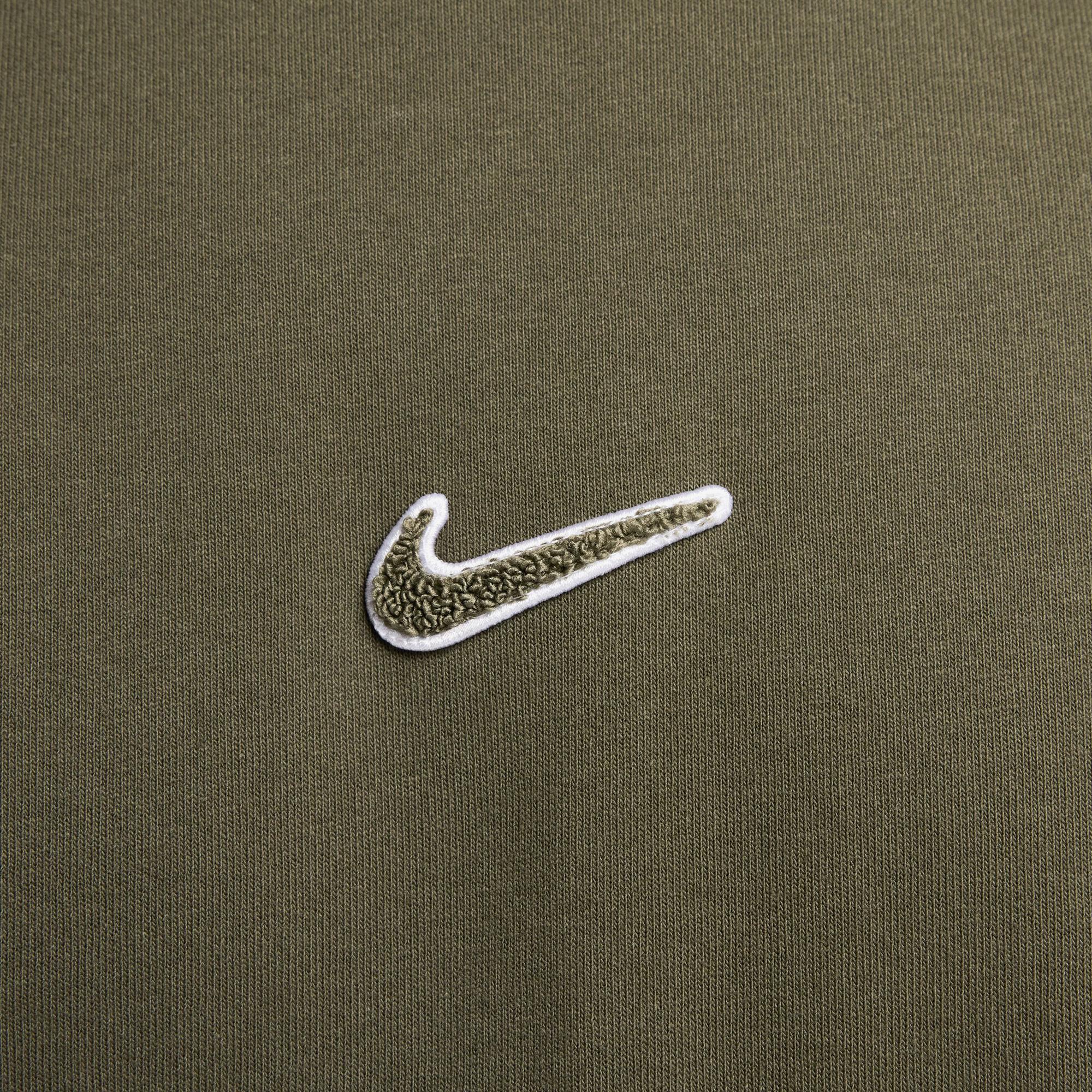 Nike Sportswear Essential Erkek Yeşil T-Shirt