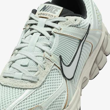  Nike Zoom Vomero 5 Kadın Gri Spor Ayakkabı