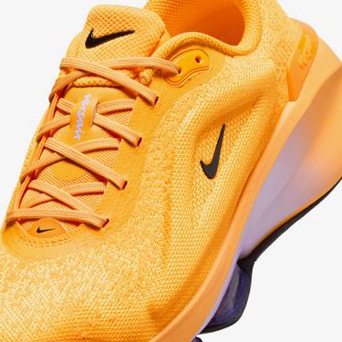  Nike Versair Kadın Turuncu Spor Ayakkabı