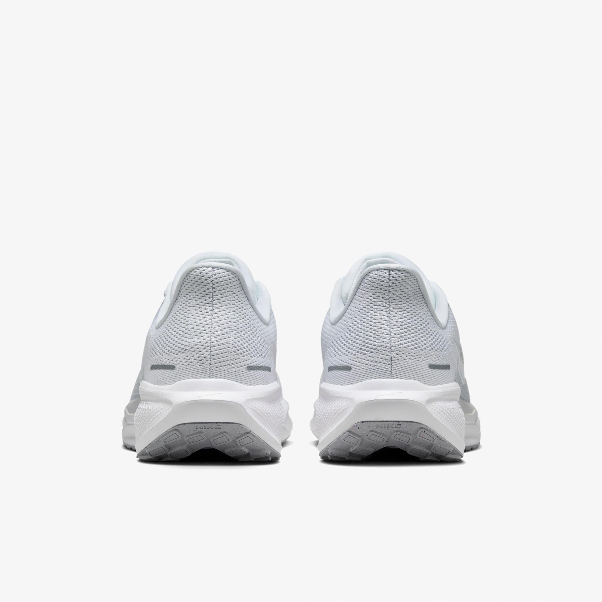 Nike Air Zoom Pegasus 41 Erkek Beyaz Koşu Ayakkabısı