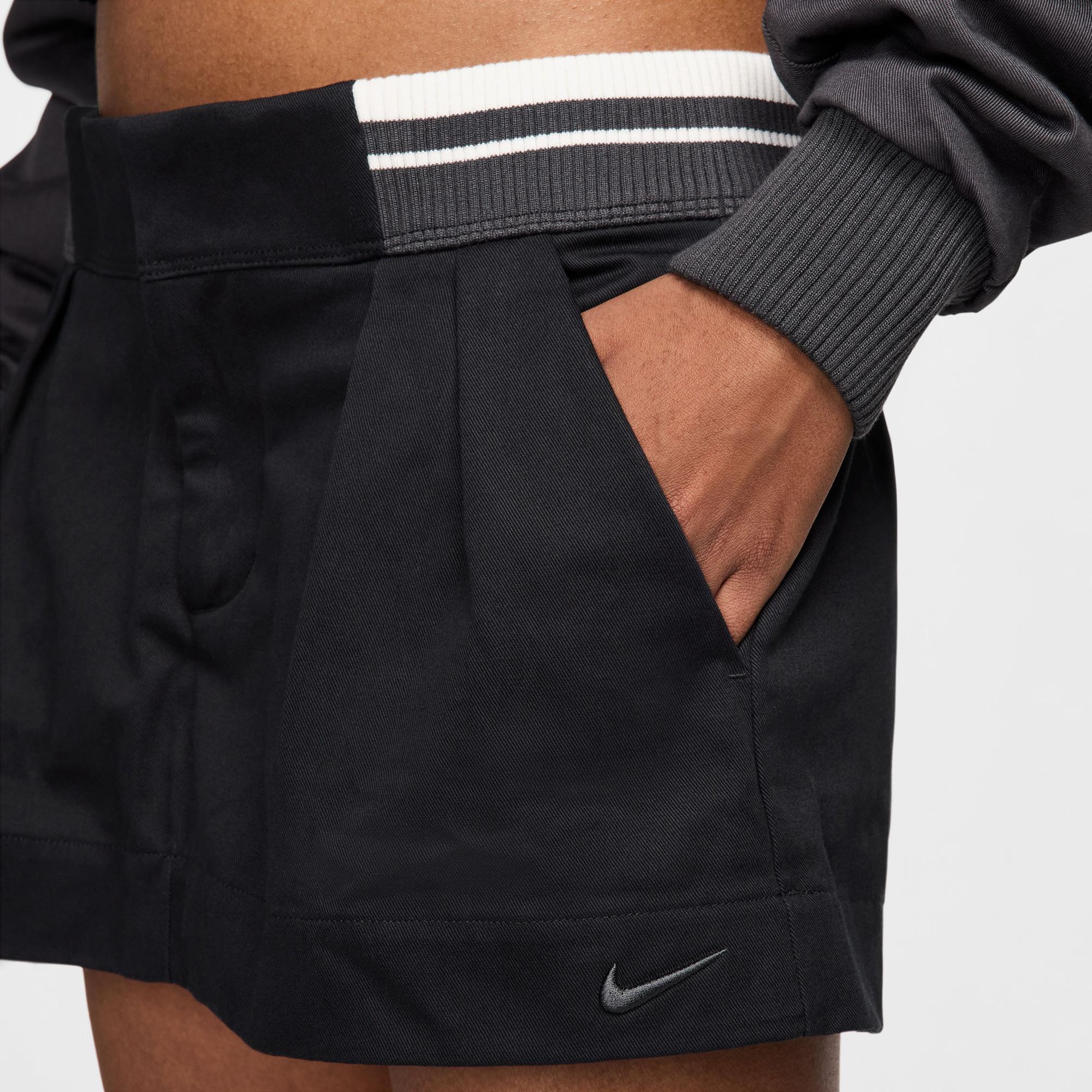 Nike Sportswear Canvas Kadın Siyah Şort