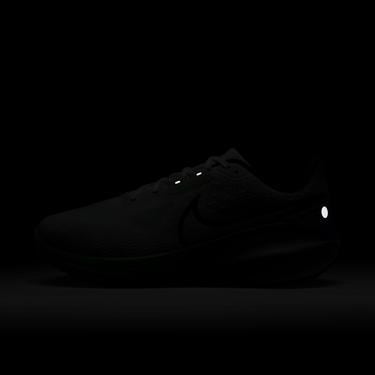  Nike Vomero 17 Erkek Beyaz Spor Ayakkabı