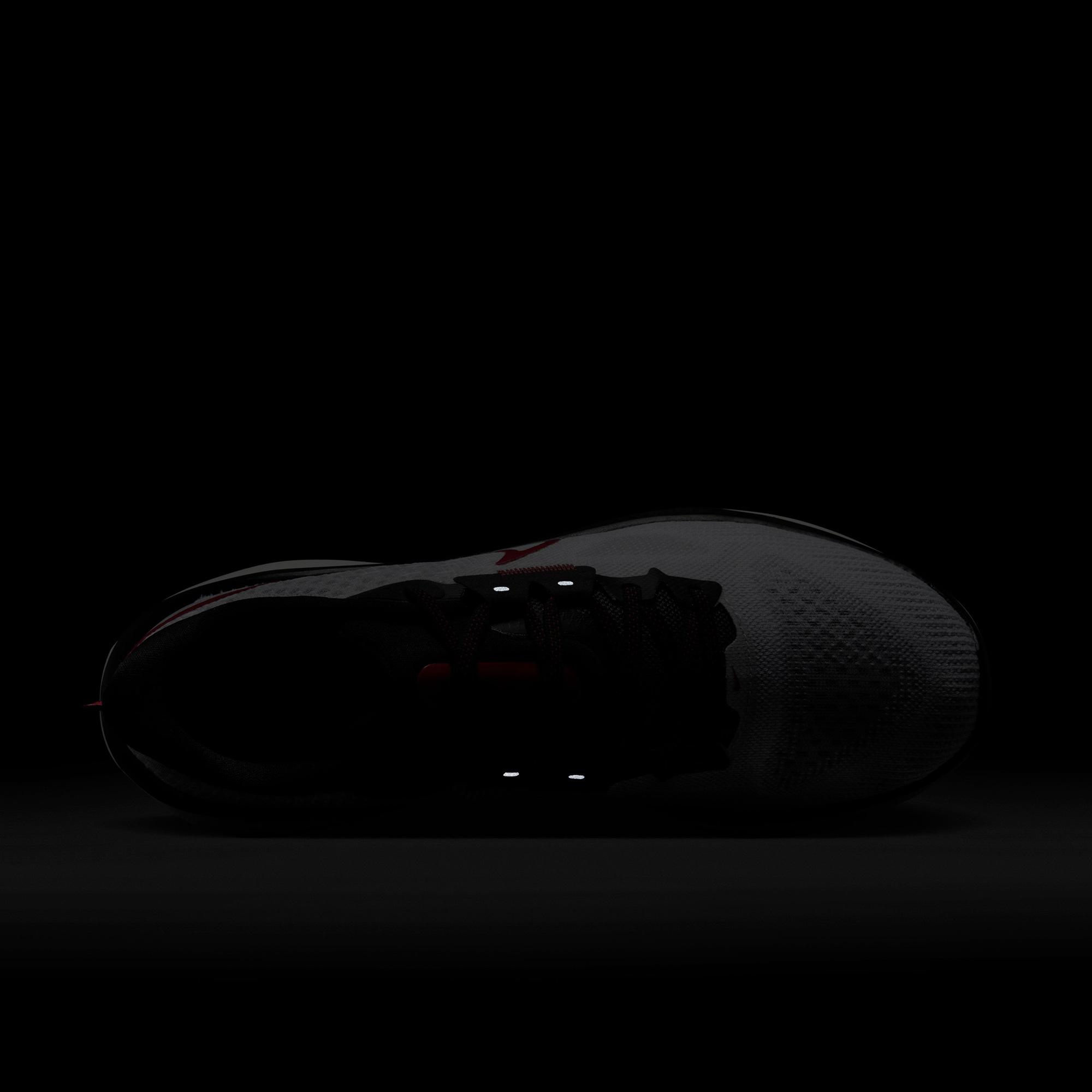 Nike Vomero 17 Erkek Beyaz Spor Ayakkabı