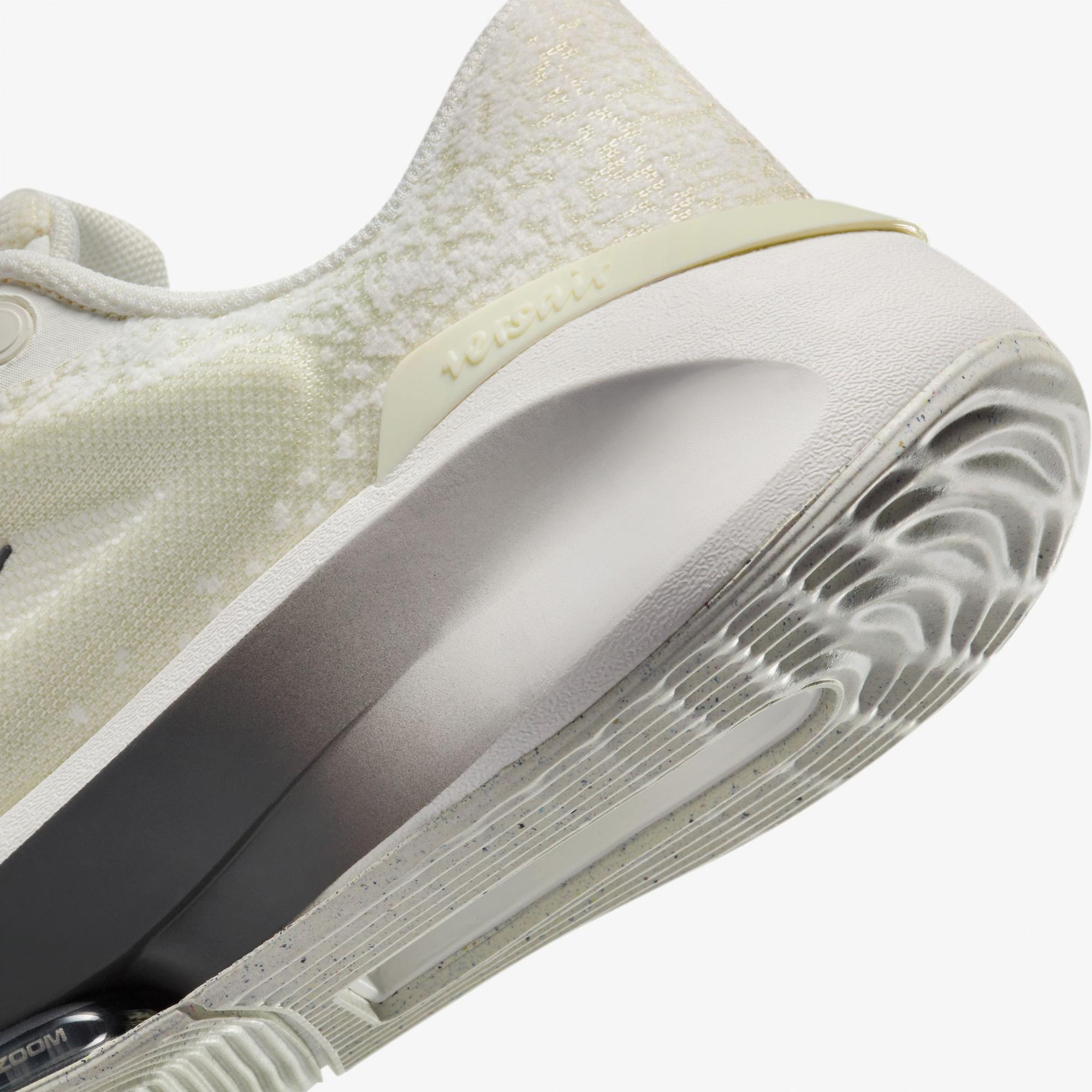 Nike Versair Kadın Beyaz Spor Ayakkabı