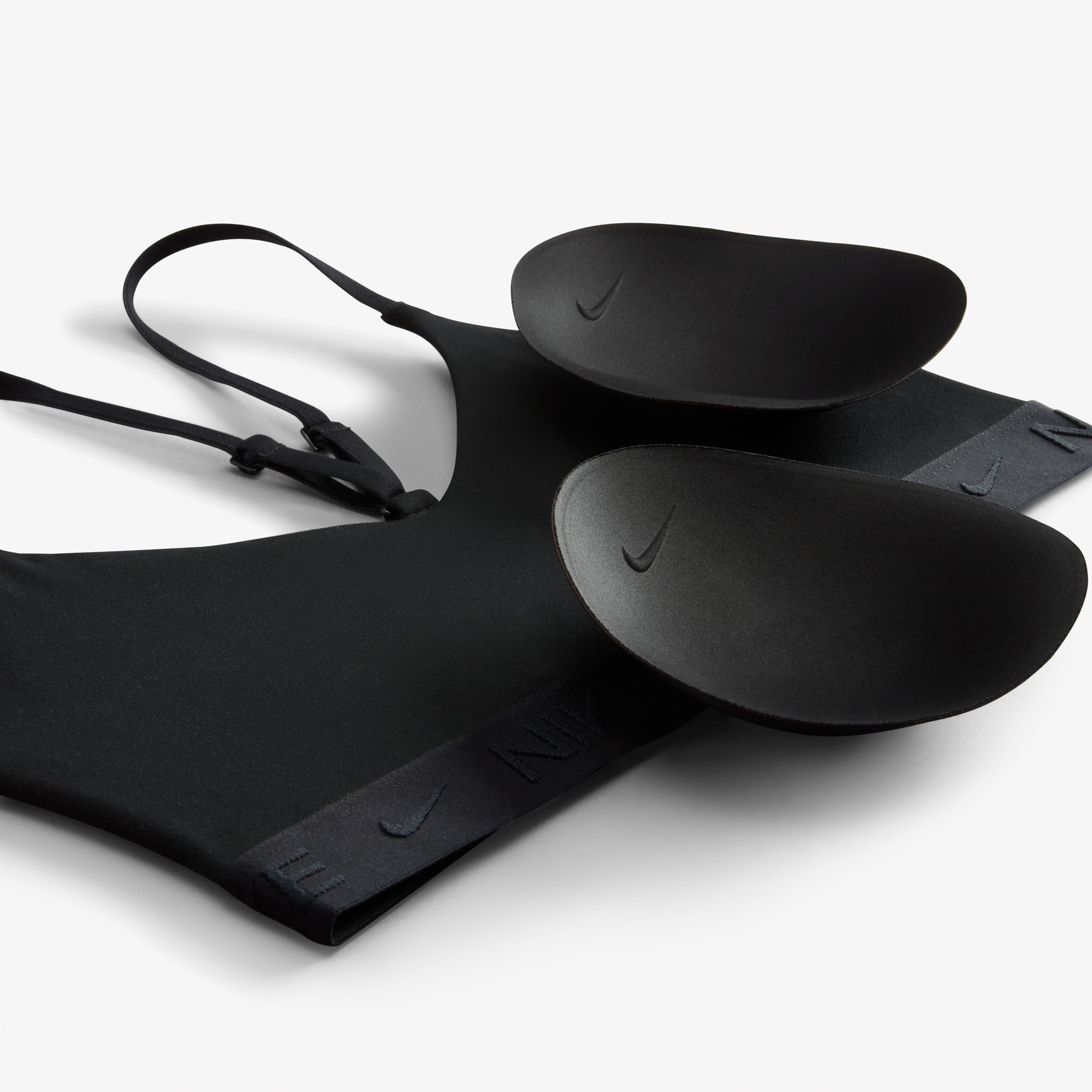 Nike Dri-Fit Indy Hafif Destekli Kadın Siyah Bra