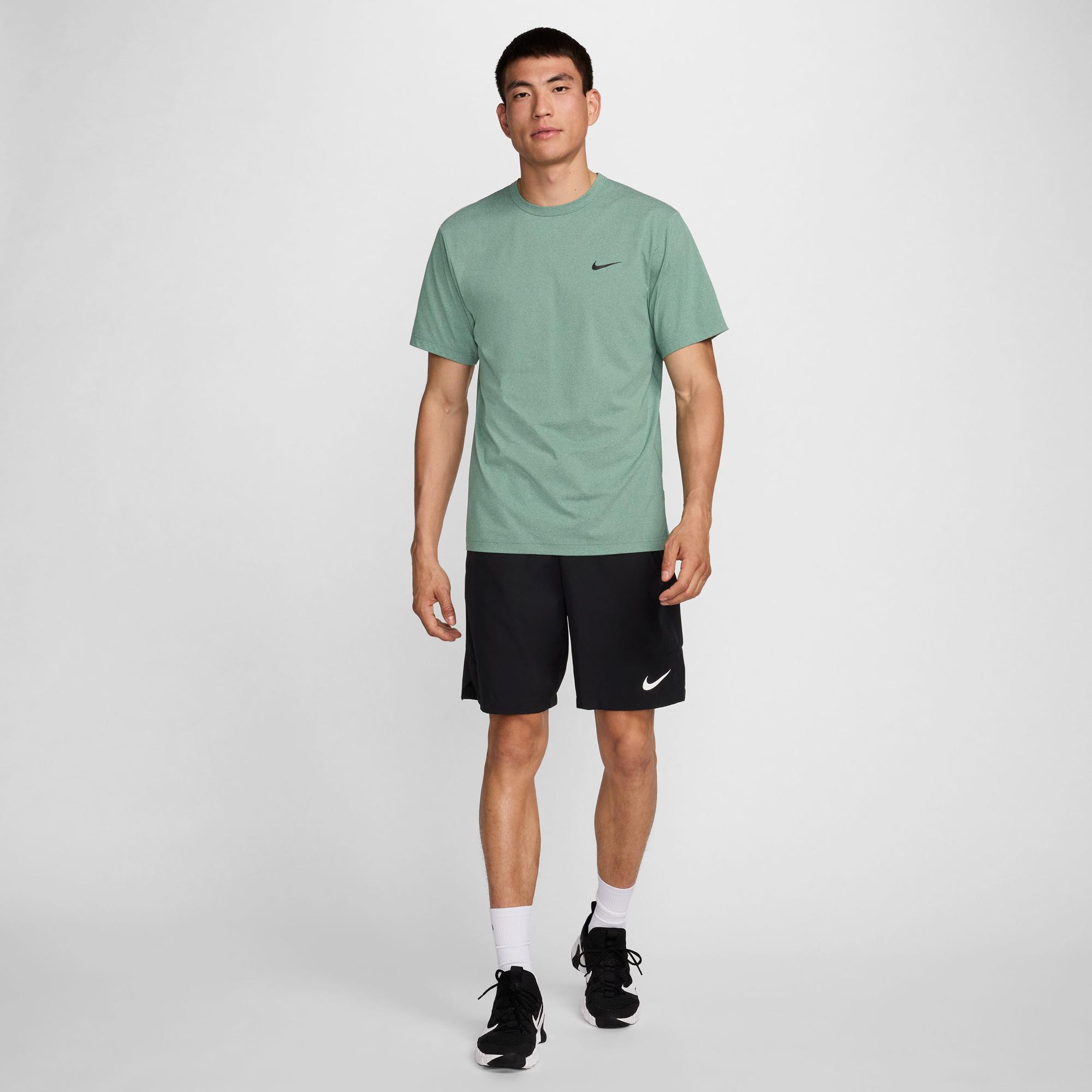 Nike Dri-Fit Hyverse Erkek Yeşil T-Shirt