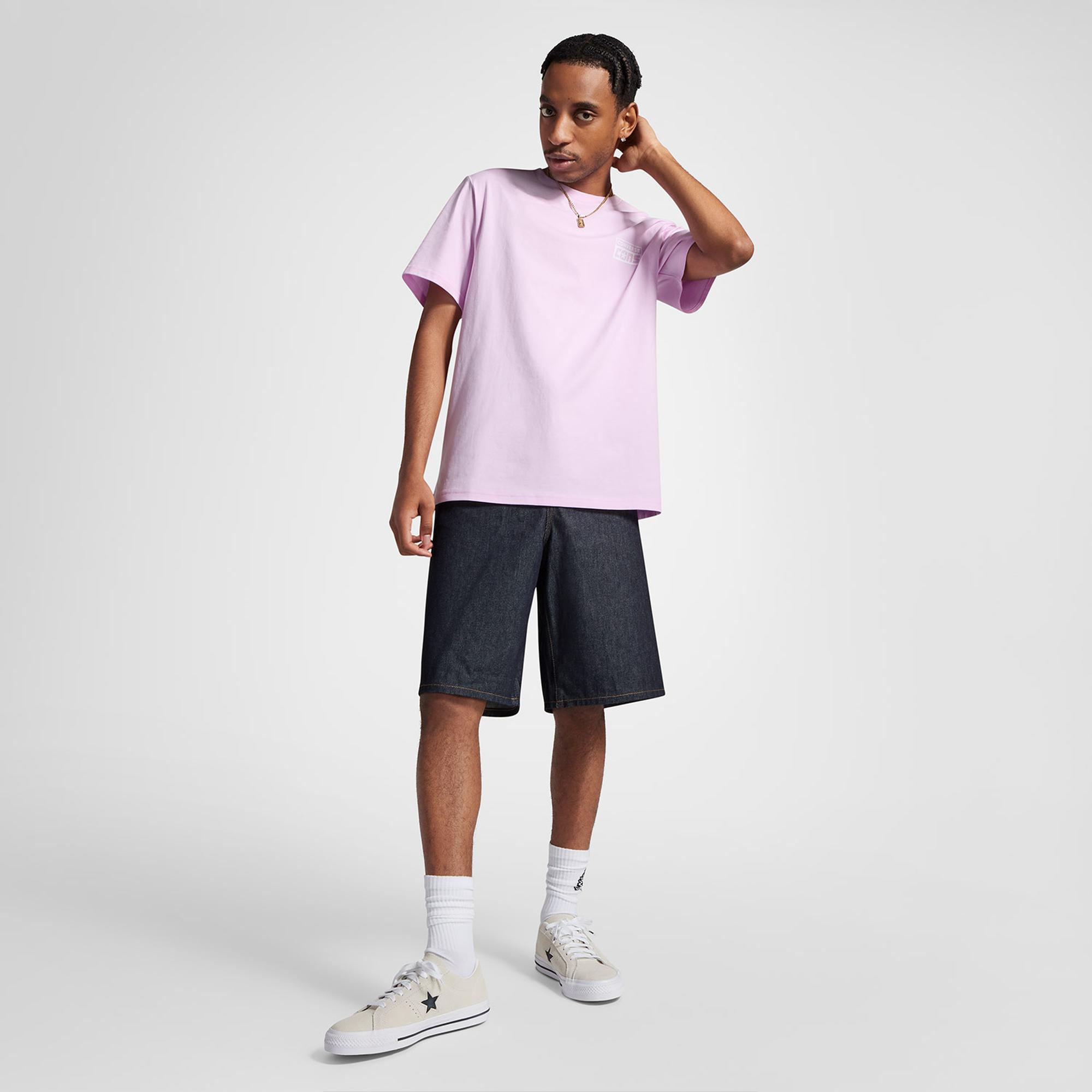 Converse Grafik Baskılı Erkek Lila T-Shirt