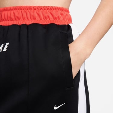  Nike Sportswear Kadın Siyah Etek