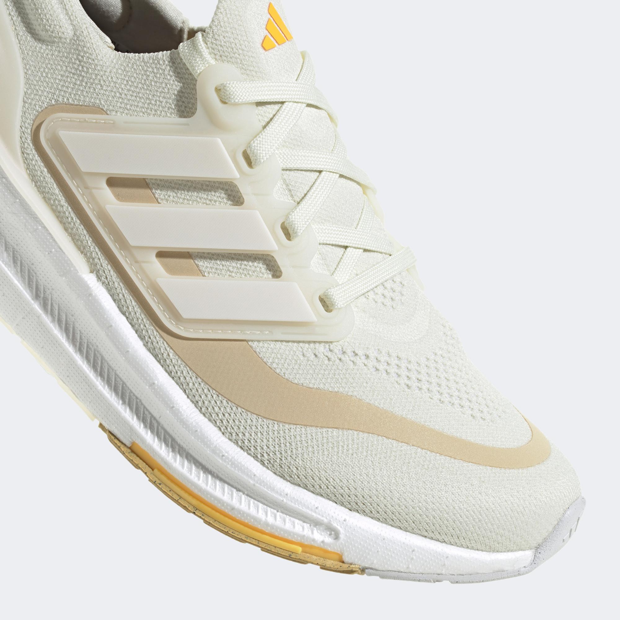 adidas Ultraboost Light  Kadın Beyaz Koşu Ayakkabısı