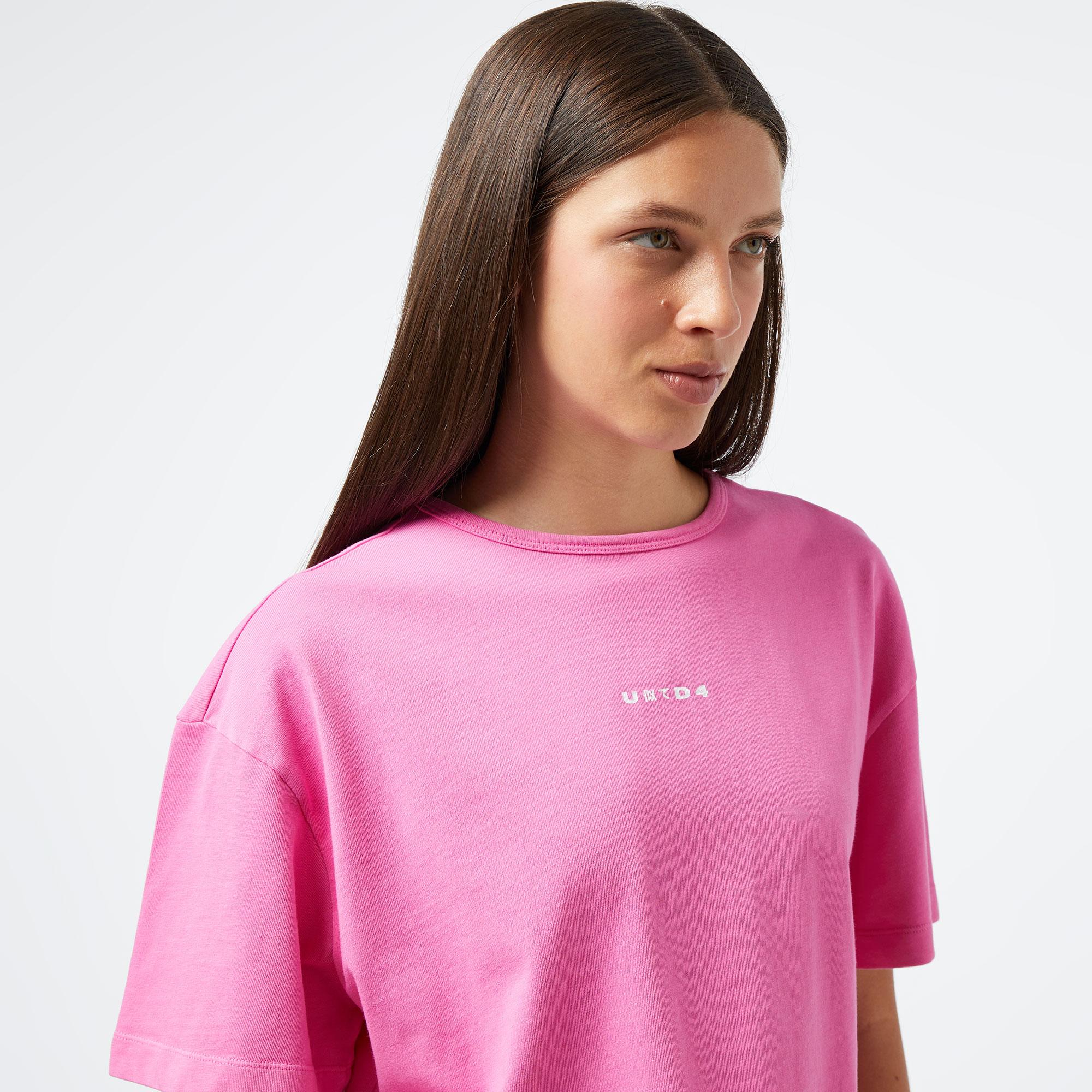 UNITED4 Essentials Kadın Pembe Crop