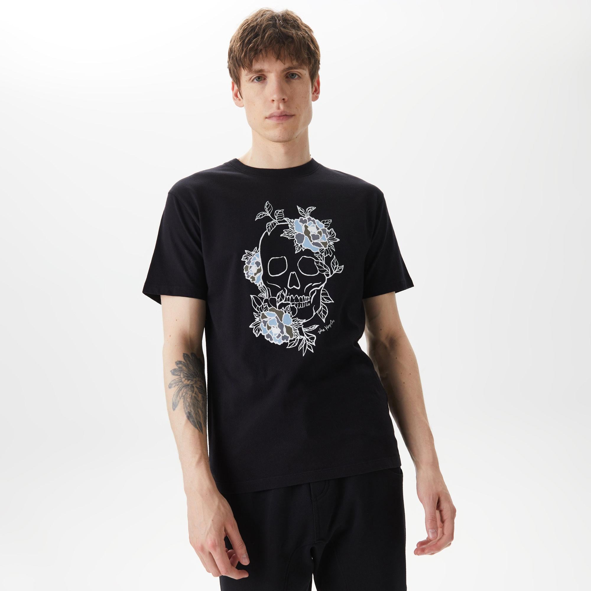 ERKEK BASKILI BİSİKLET YAKA SİYAH T-SHIRT