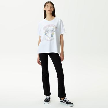  KADIN BASKILI BİSİKLET YAKA BEYAZ T-SHIRT