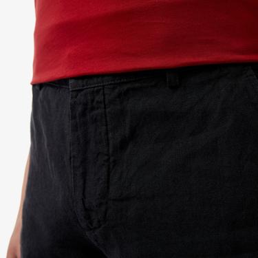  Lacoste Erkek Slim Fit Keten Siyah Bermuda Şort