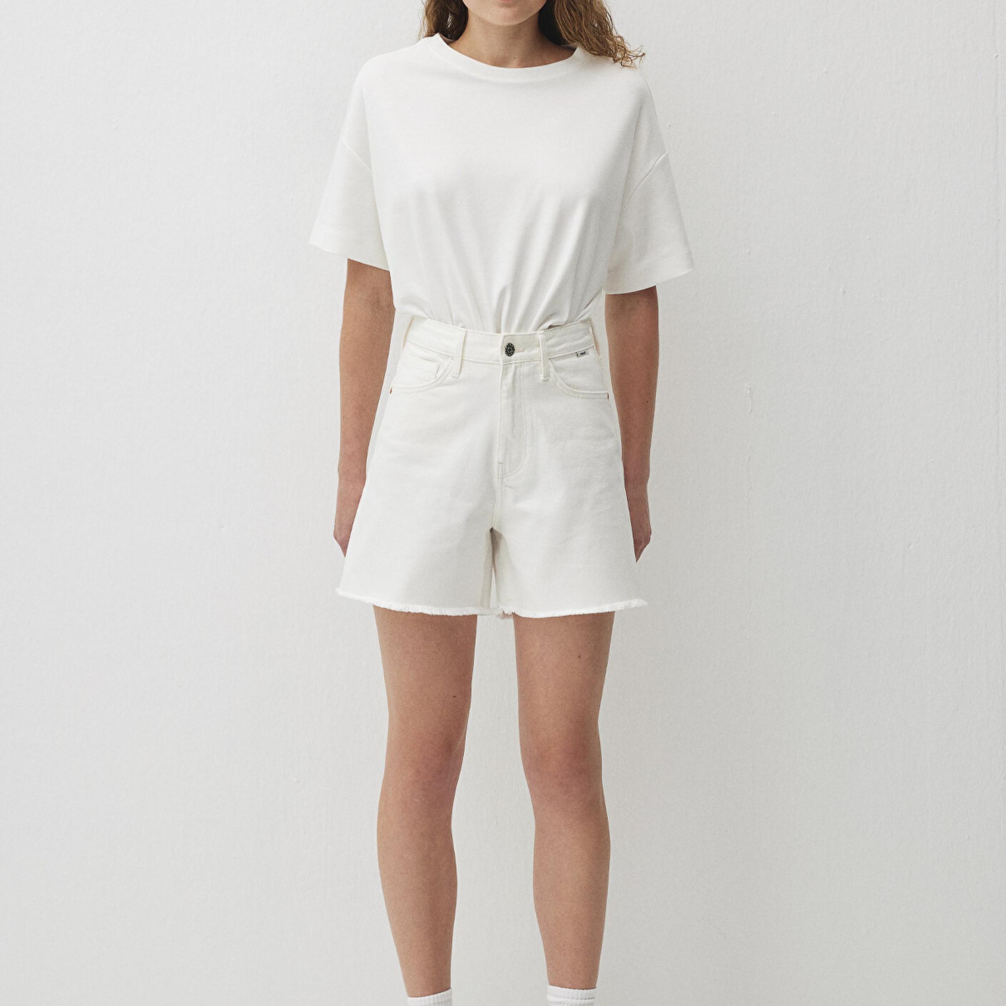 Mavi Millie 90lar Kırık Beyaz Jean Şort 1458987074