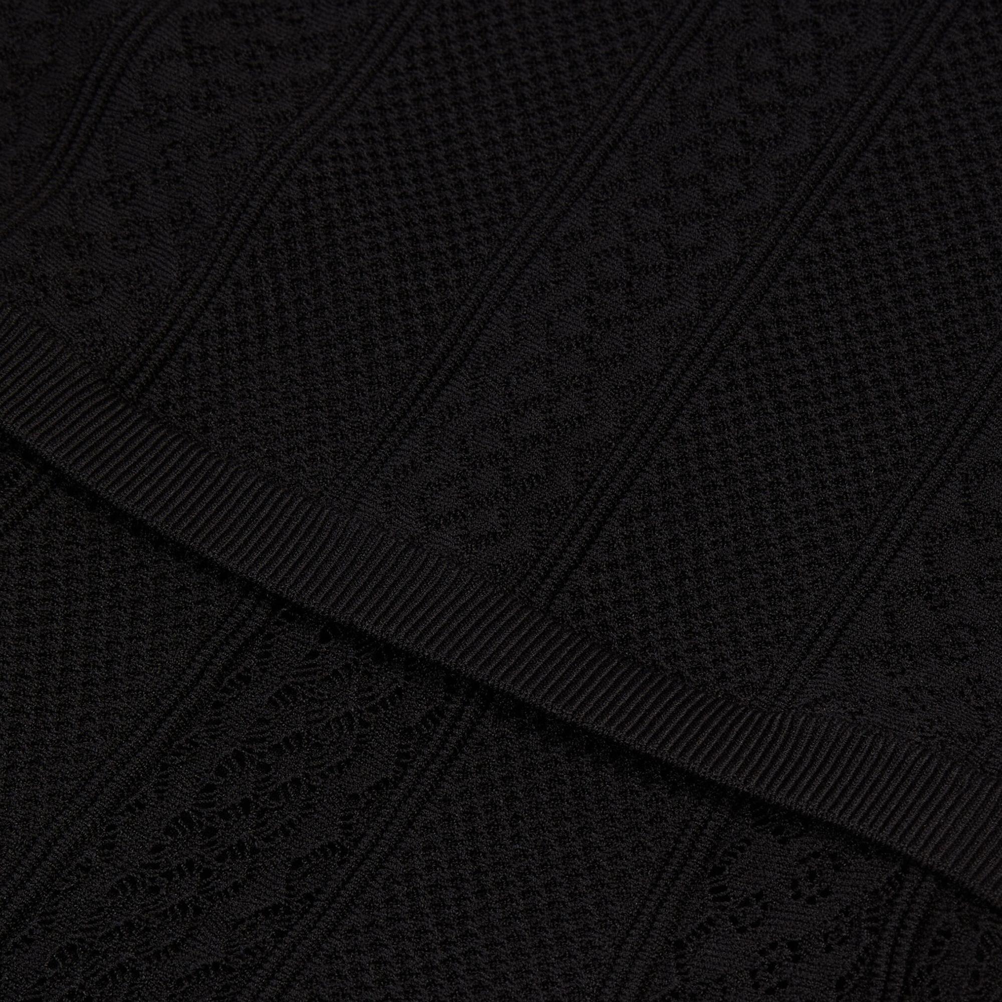 KADIN DESENLİ SİYAH ÖRGÜ ELBİSE