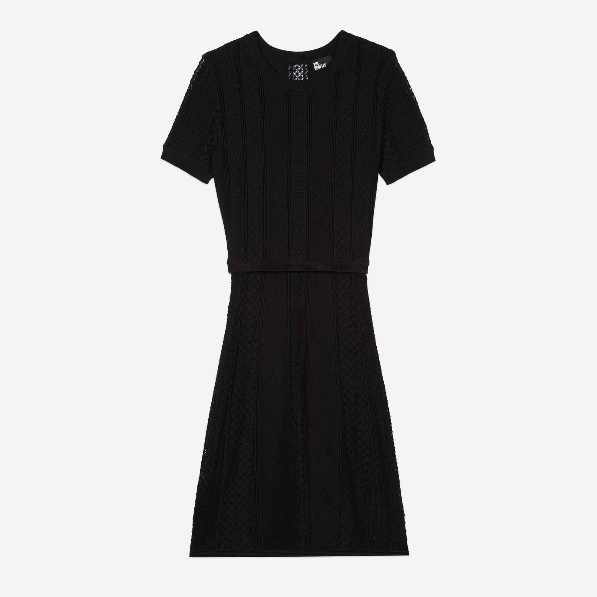 KADIN DESENLİ SİYAH ÖRGÜ ELBİSE