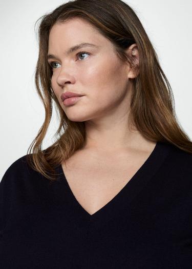  Mango Kadın V Yaka Ince Triko Kazak Lacivert