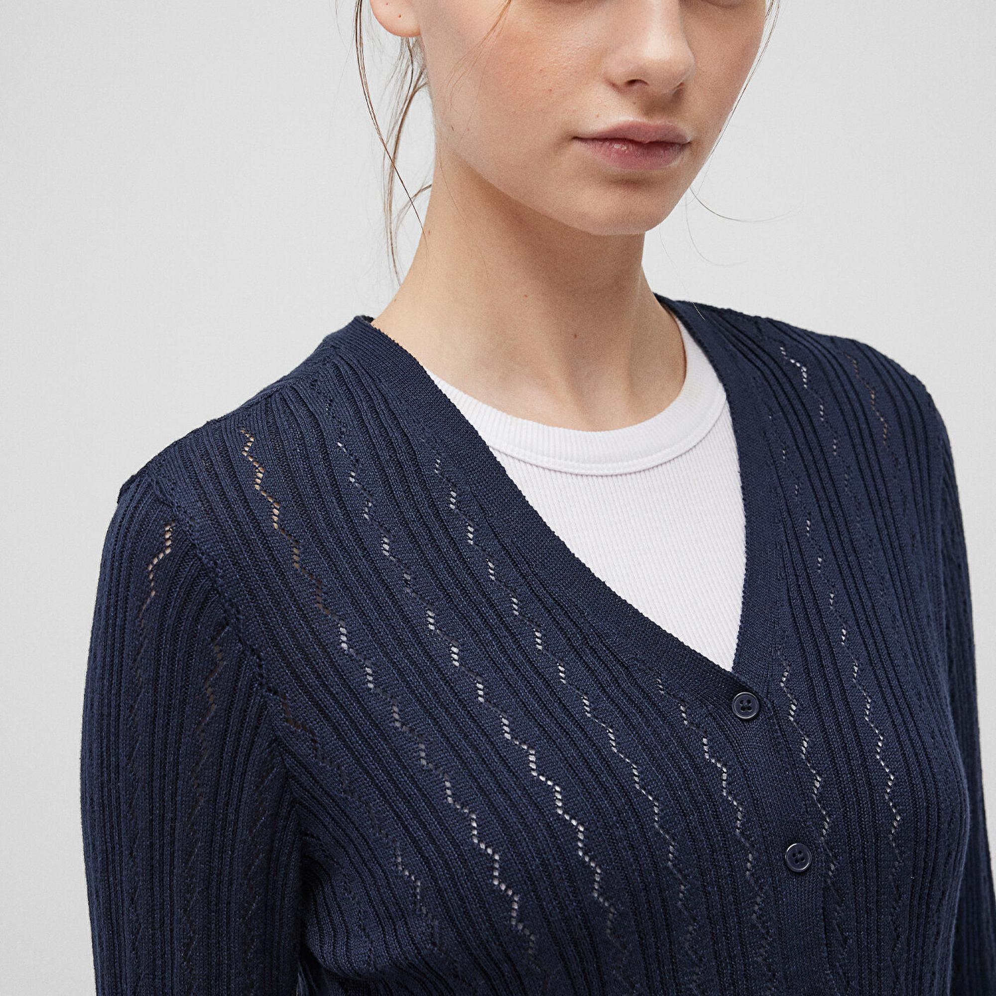 Mavi Düğmeli Lacivert Hırka Fitted / Vücuda Oturan Kesim 1710488-86623