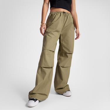  Converse Kadın Haki Paraşüt Pantolon