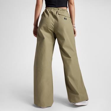  Converse Kadın Haki Paraşüt Pantolon