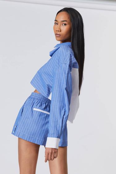  Çizgili Kontrast Crop Gömlek