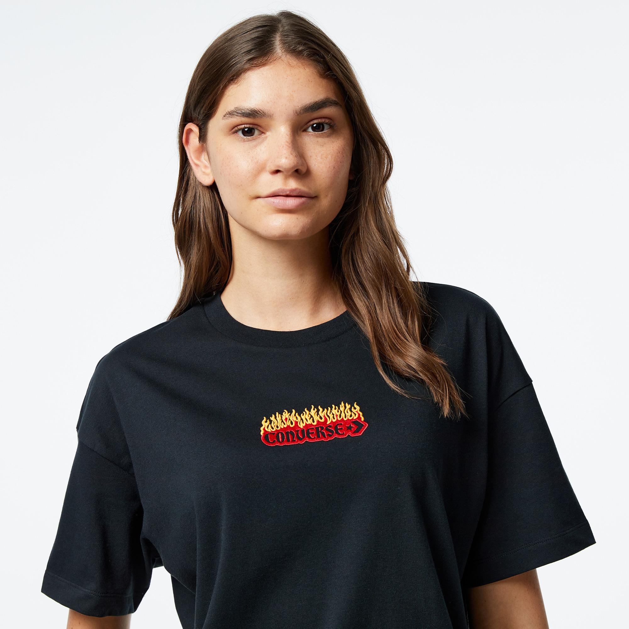 Converse Flaming Oversized Fit Kadın Siyah T-Shirt